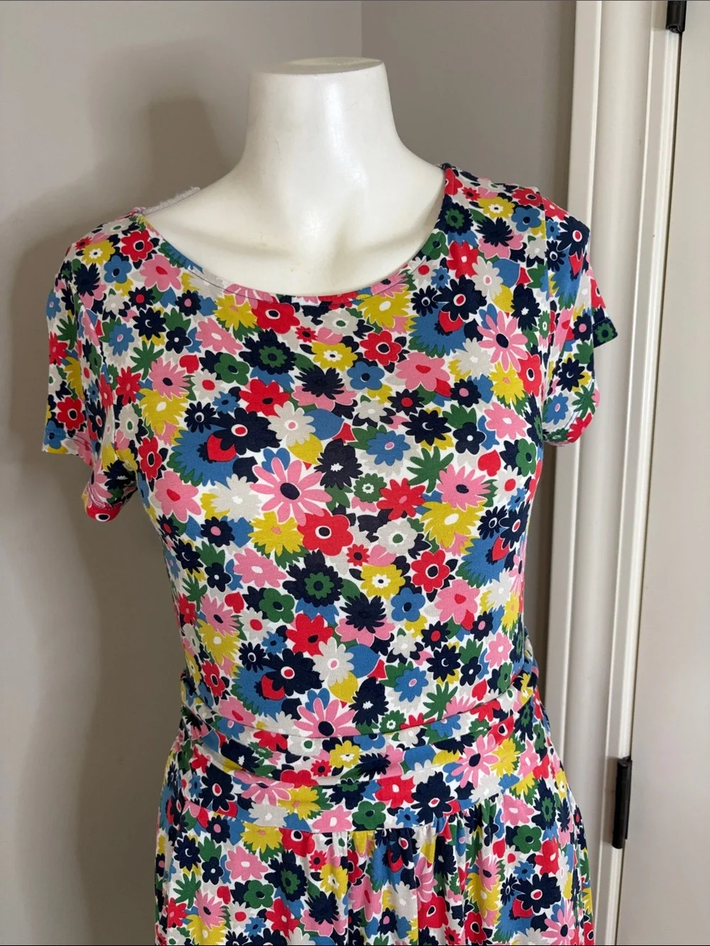 Boden Amelie Paintbox Ditsy Floral Jersey Dress Waistline ruching pockets Sz 6 - Picture 7 of 16